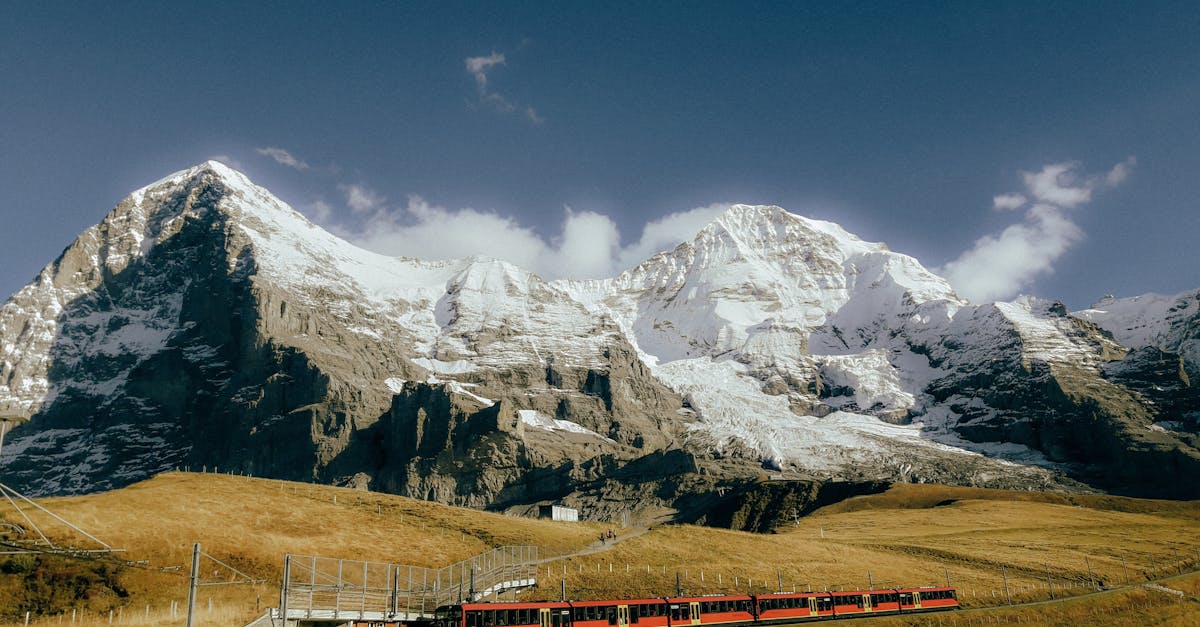 découvrez notre offre d'assurance voyage complète pour une protection totale lors de vos déplacements à l'étranger.